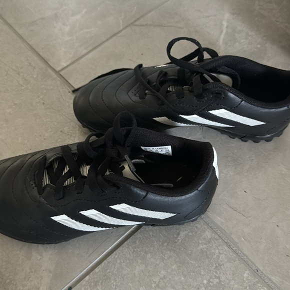 adidas Kids Black Sneakers - Picture 2 of 5